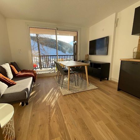 Appartement Station La Joue Du Loup Pied Des Pistes เลอเดโวลุย ภายนอก รูปภาพ