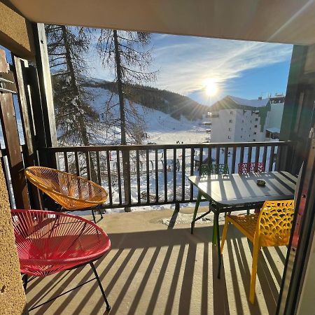 Appartement Station La Joue Du Loup Pied Des Pistes เลอเดโวลุย ภายนอก รูปภาพ