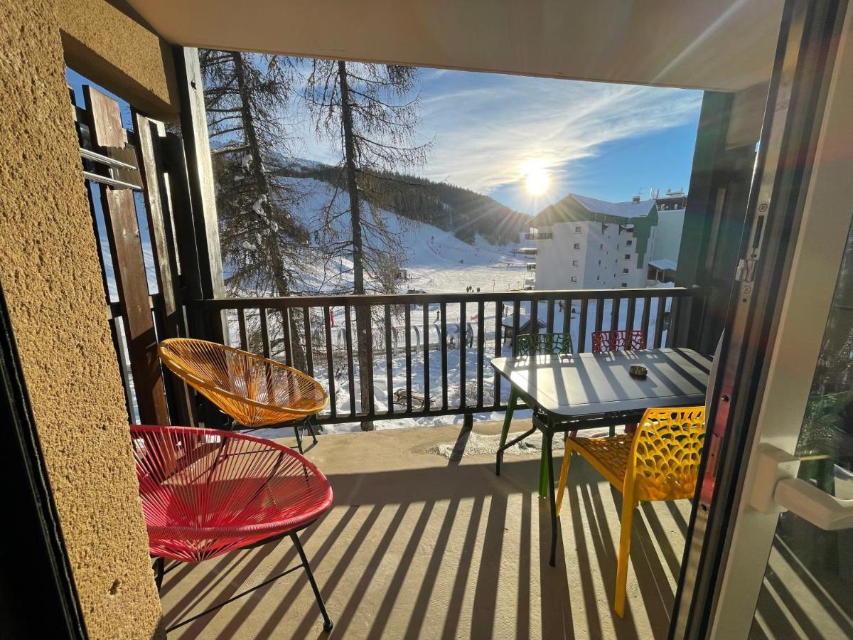 Appartement Station La Joue Du Loup Pied Des Pistes เลอเดโวลุย ภายนอก รูปภาพ